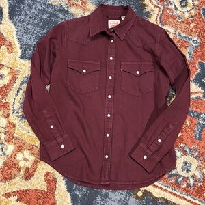 Levi’s western style button up shirt